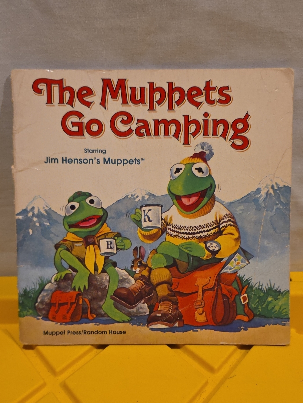 Green Camping Book - The Muppets Go Camping